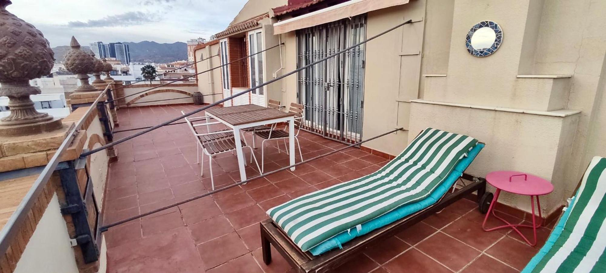 Six Apartments By Caleta Homes Малага Экстерьер фото